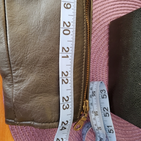 Womens leather biker jacket - Picture 7 of 9